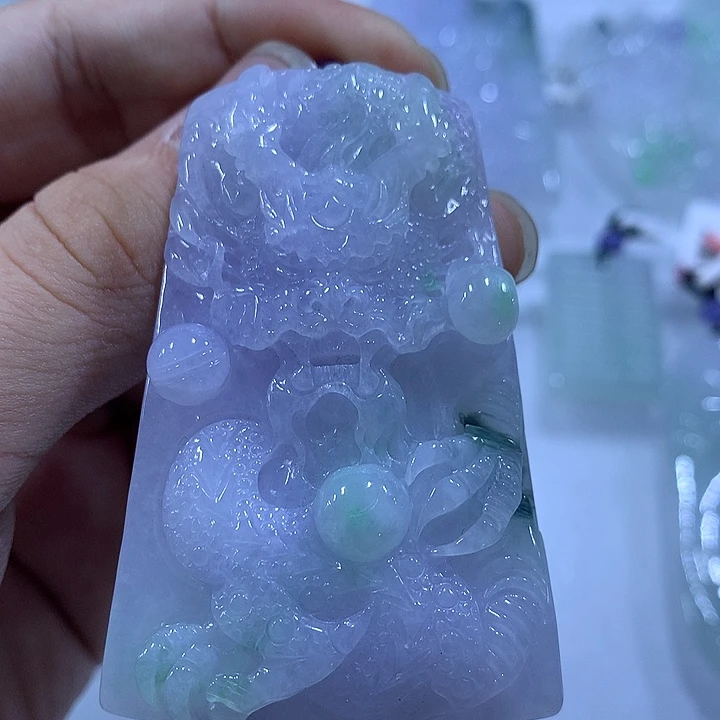 翡翠未镶嵌颈饰天然翡翠A货吊坠