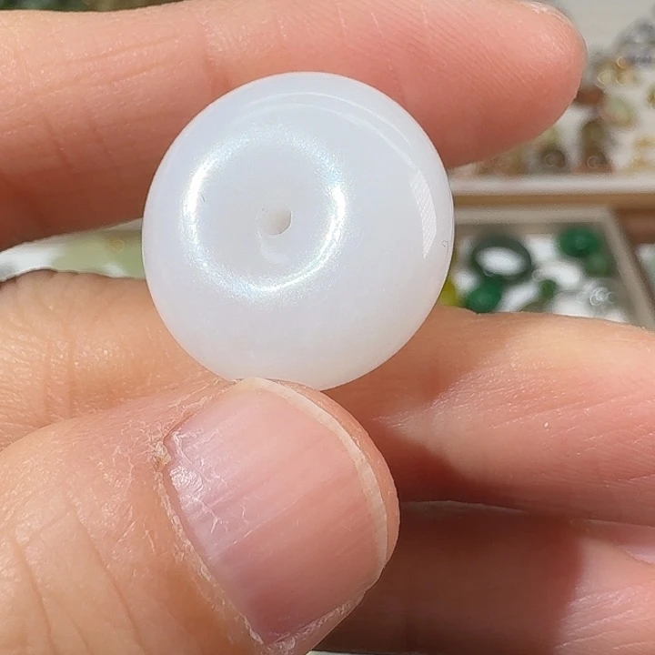 和田玉未镶嵌颈饰20.48.4