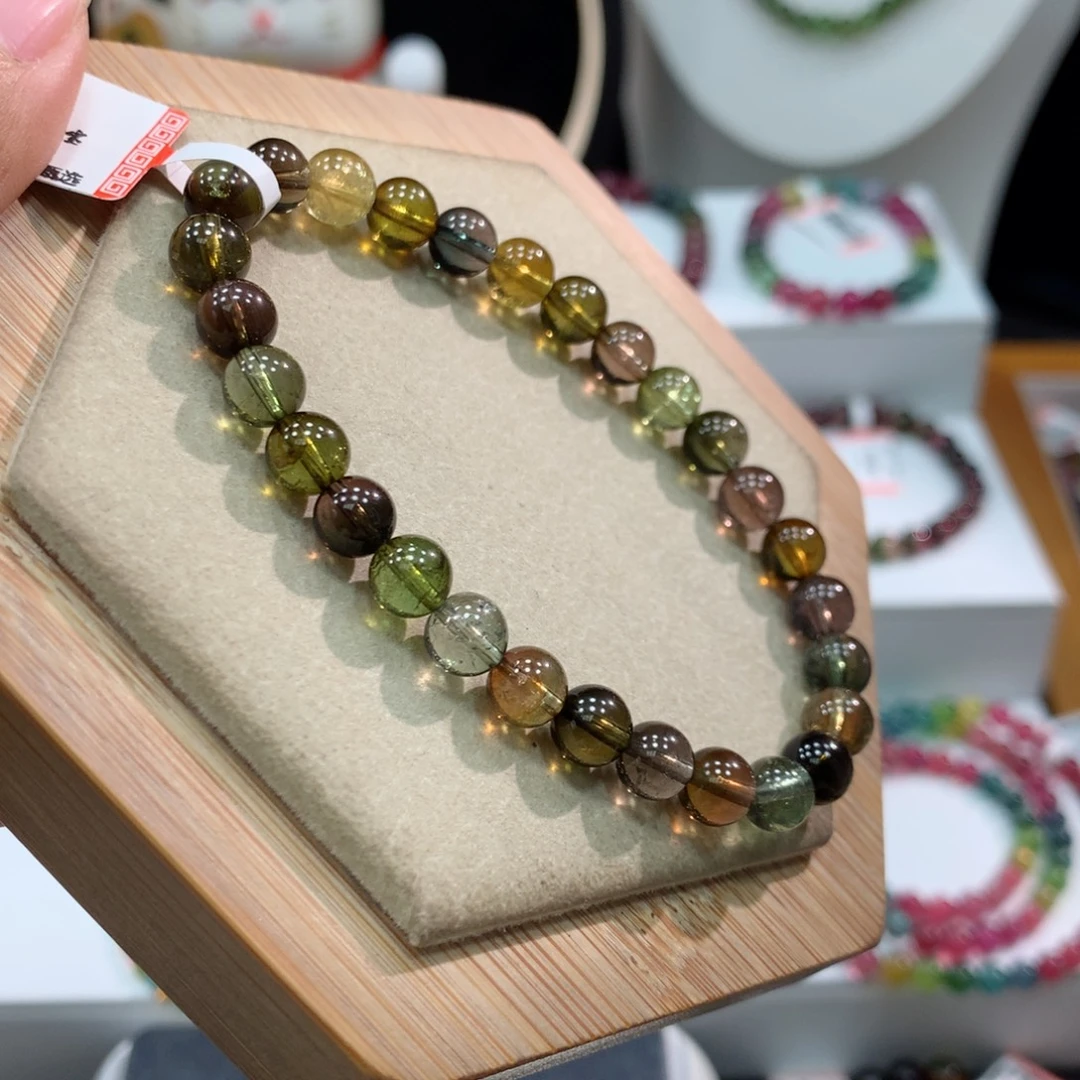 未镶嵌手链碧玺    6.8‘m。