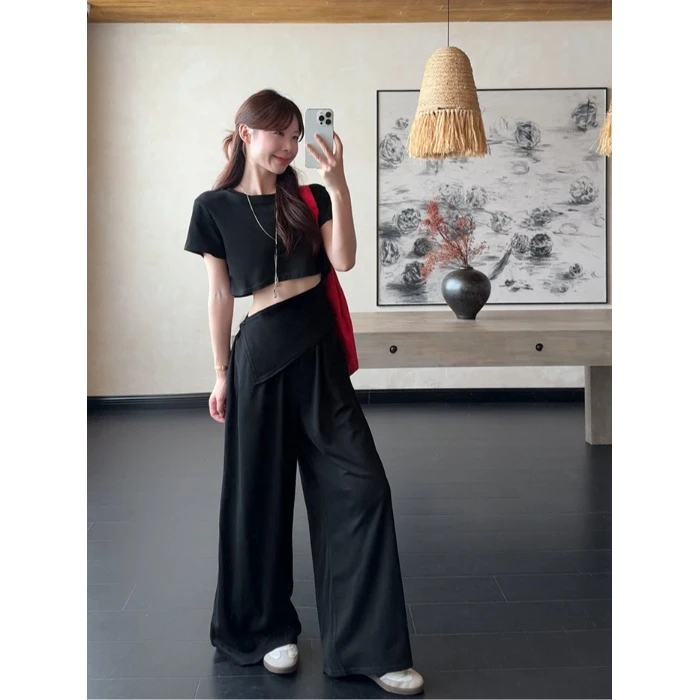 时尚套装韩版设计感短袖T恤女夏季新款高腰显瘦纯色休闲裤两件套