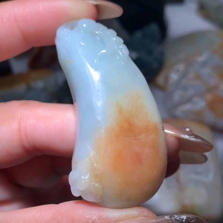 翡翠未镶嵌颈饰保真天然A货翡翠