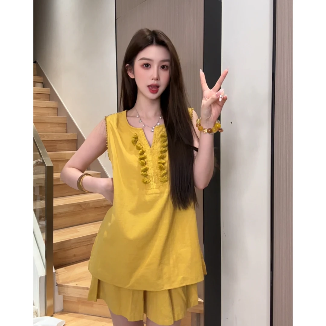 2537韩系流苏V领设计2025夏季新款别致慵懒宽松百搭纯色无袖套装