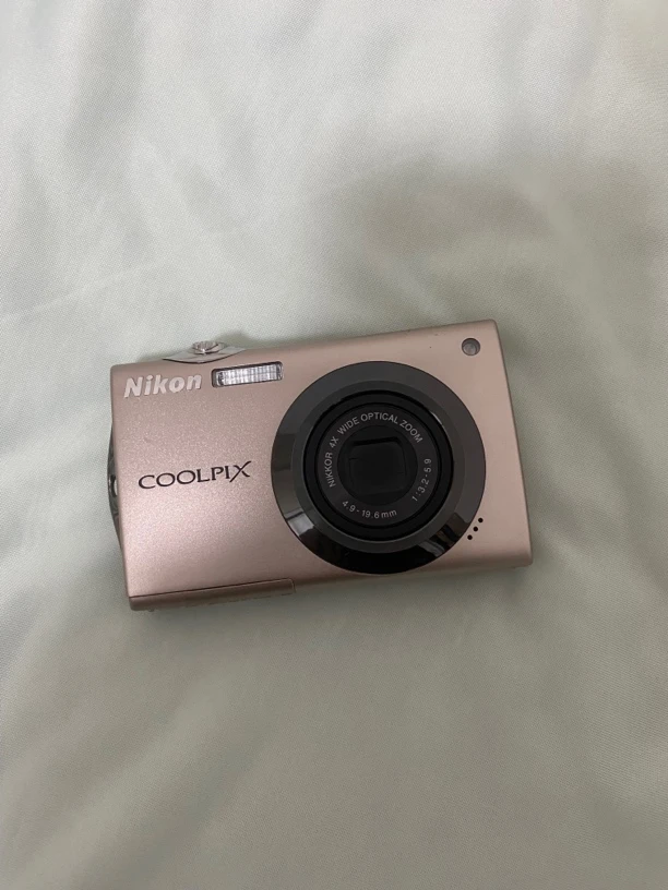 9新 Nikon/尼康 s4000棕色1200w像素ccd数码相机