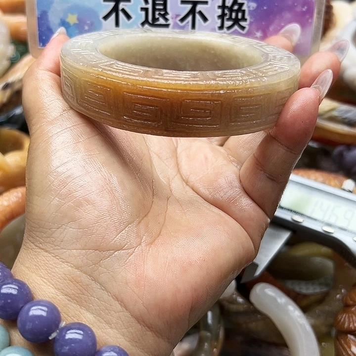 未镶嵌手镯石英岩玉