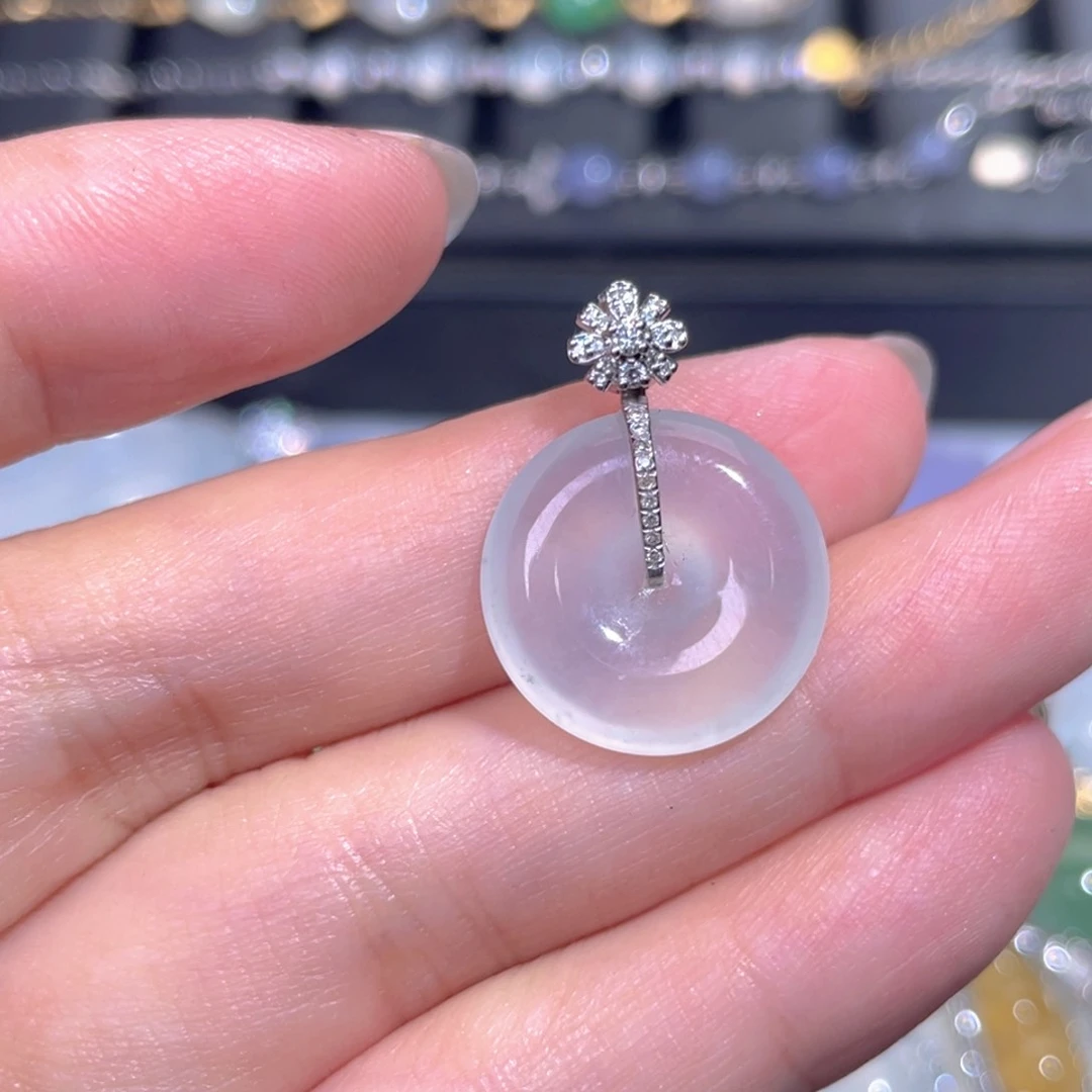 颈饰18K金镶嵌翡翠翡翠