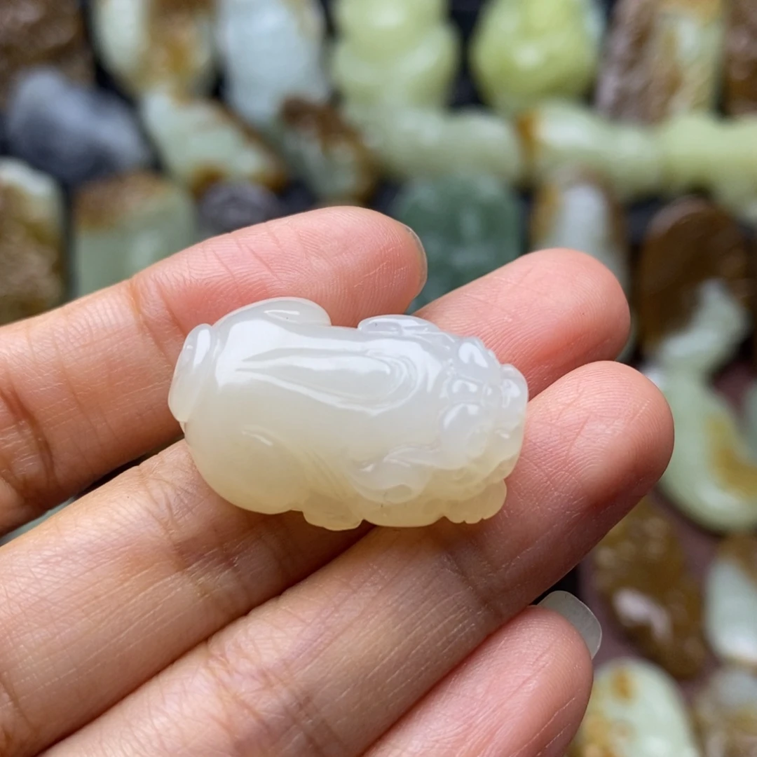 项链未镶嵌和田玉（糖玉）