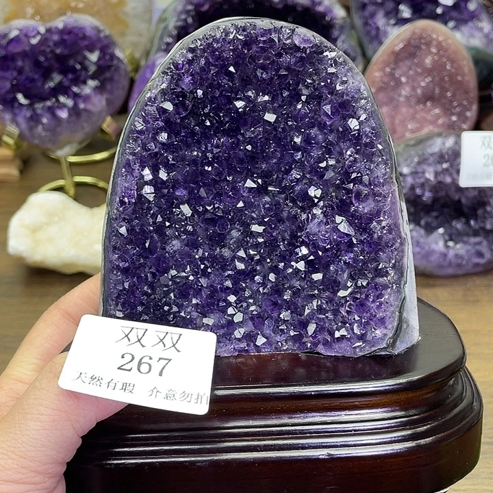 未镶嵌水晶大型摆件（非配饰）