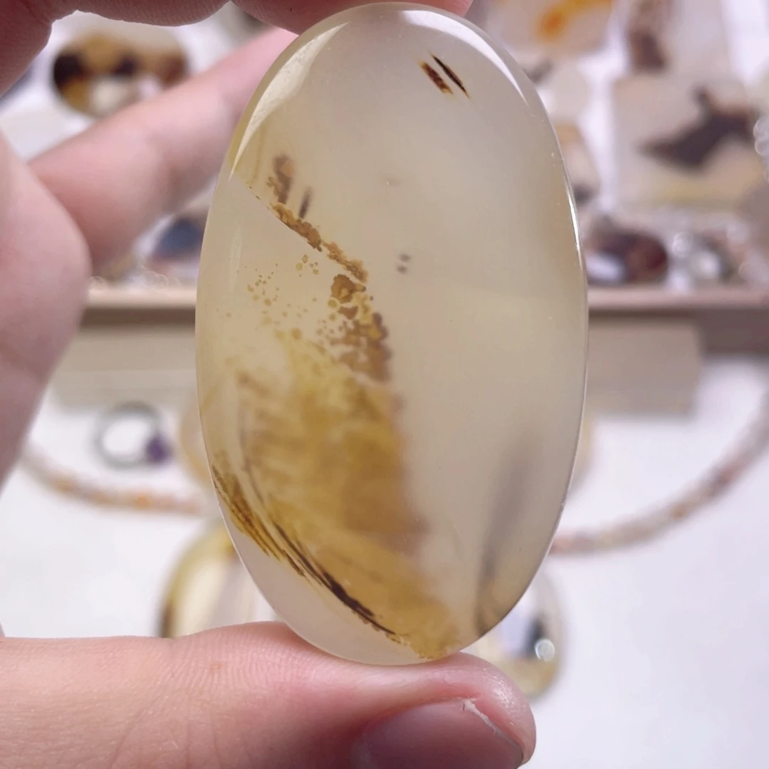 玛瑙/玉髓颈饰合金