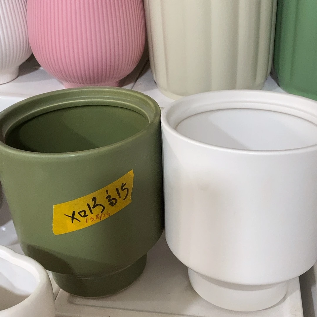 杯子陶盆有孔 瑕疵介意勿拍