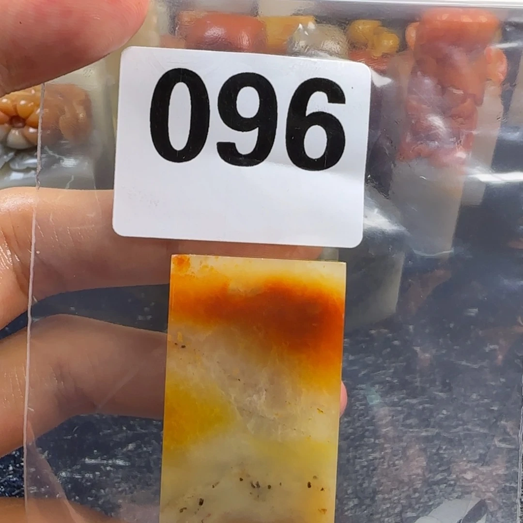 老挝石H****9knjkkkkkm