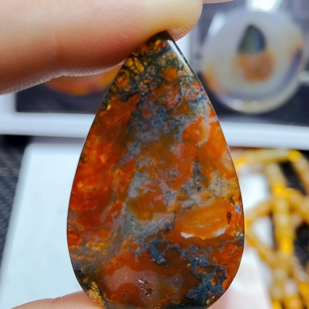 玛瑙/玉髓颈饰未镶嵌