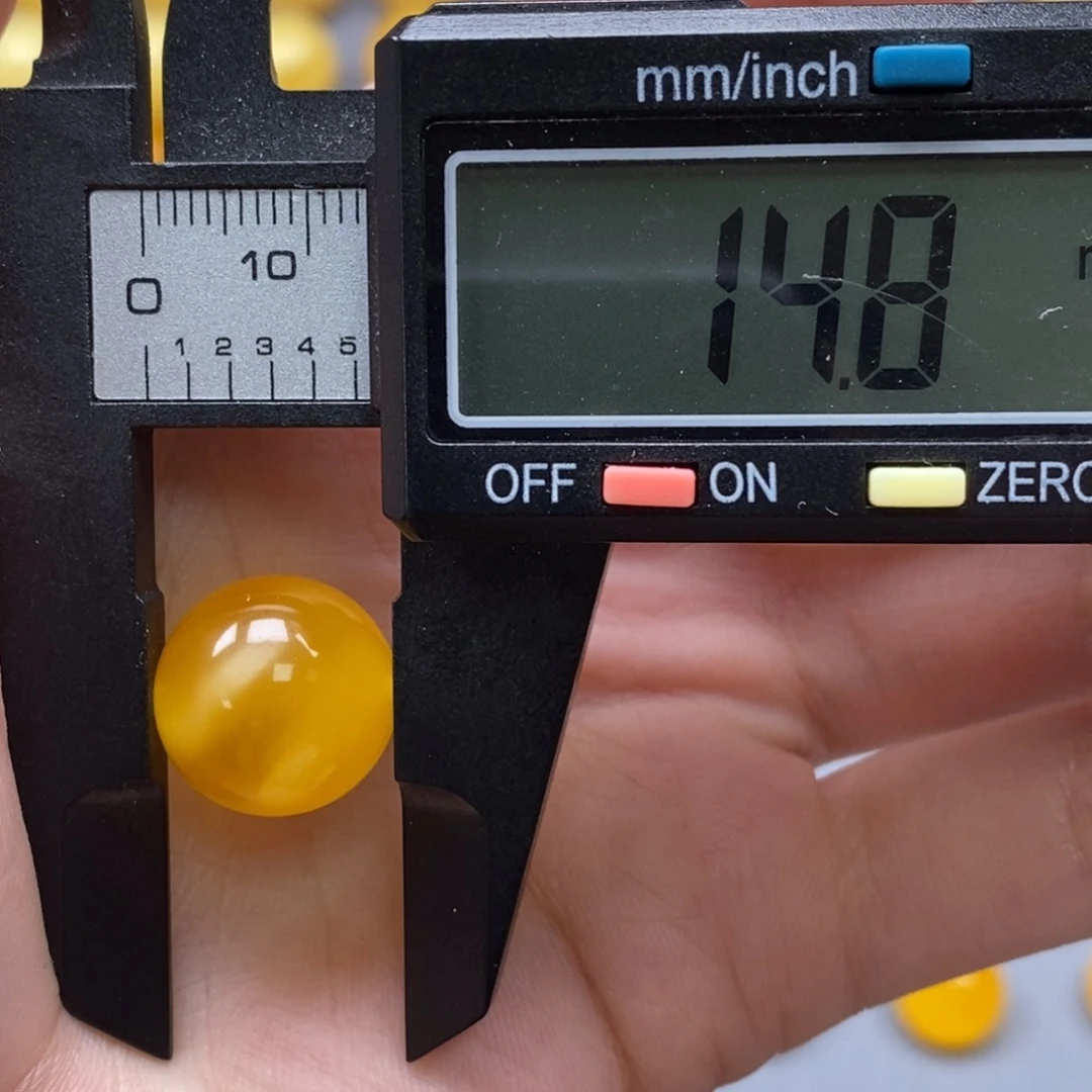 琥珀未镶嵌裸石纯天然
