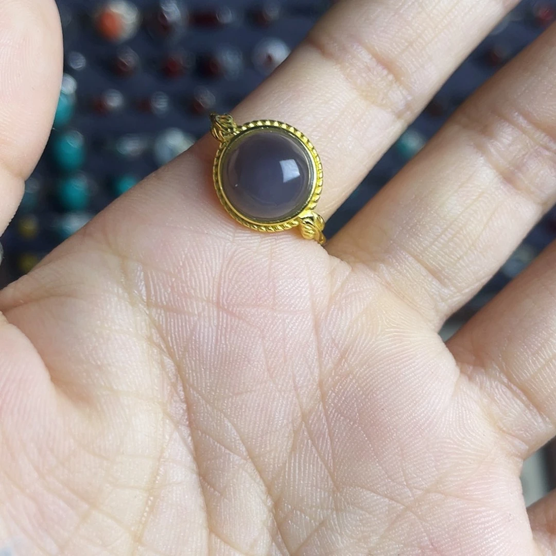 玻璃足银灰色戒指