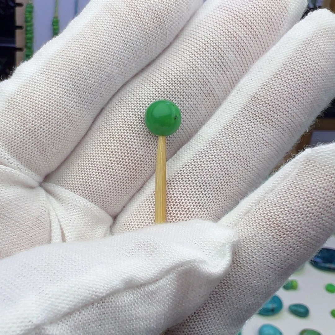 菜籽绿圆珠7.8mm兰