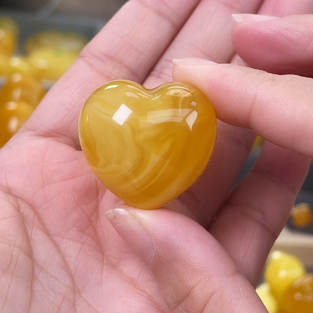 琥珀未镶嵌裸石h23