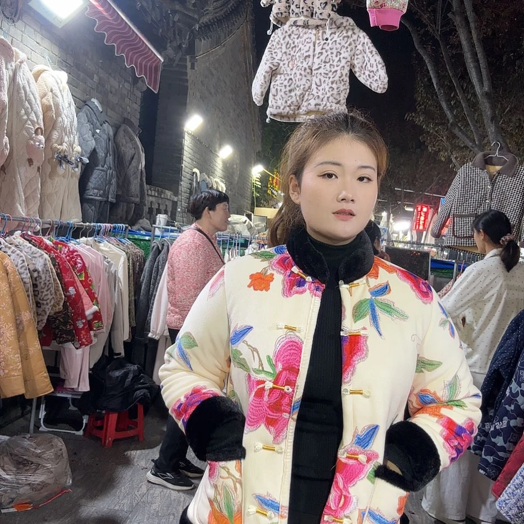 三醋酯纤维带领时尚加厚棉袄