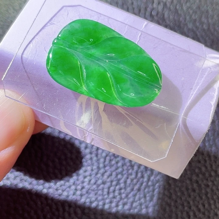 未镶嵌定制翡翠翡翠