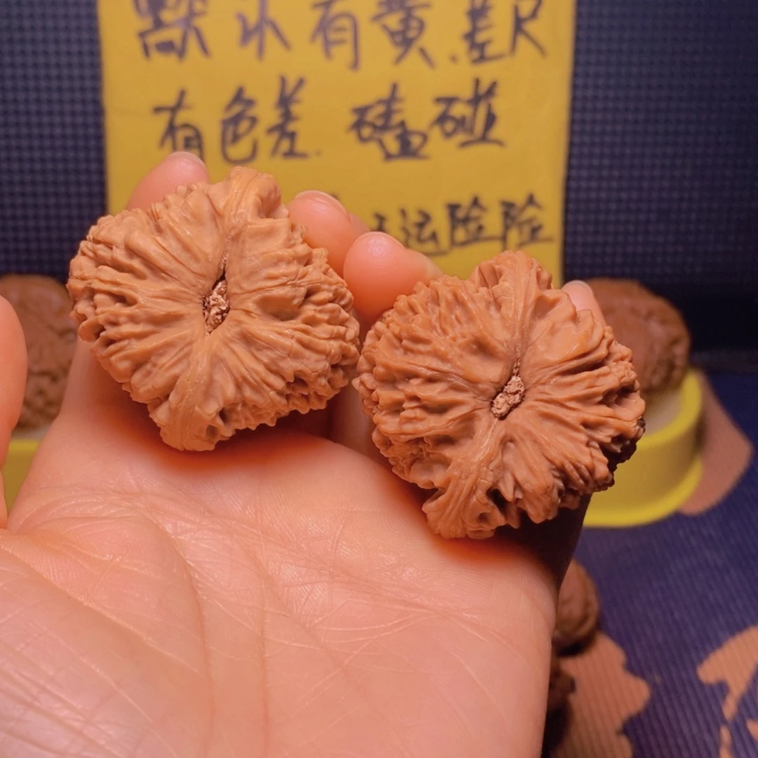 _***う核桃文玩核桃双色球有黄南疆06