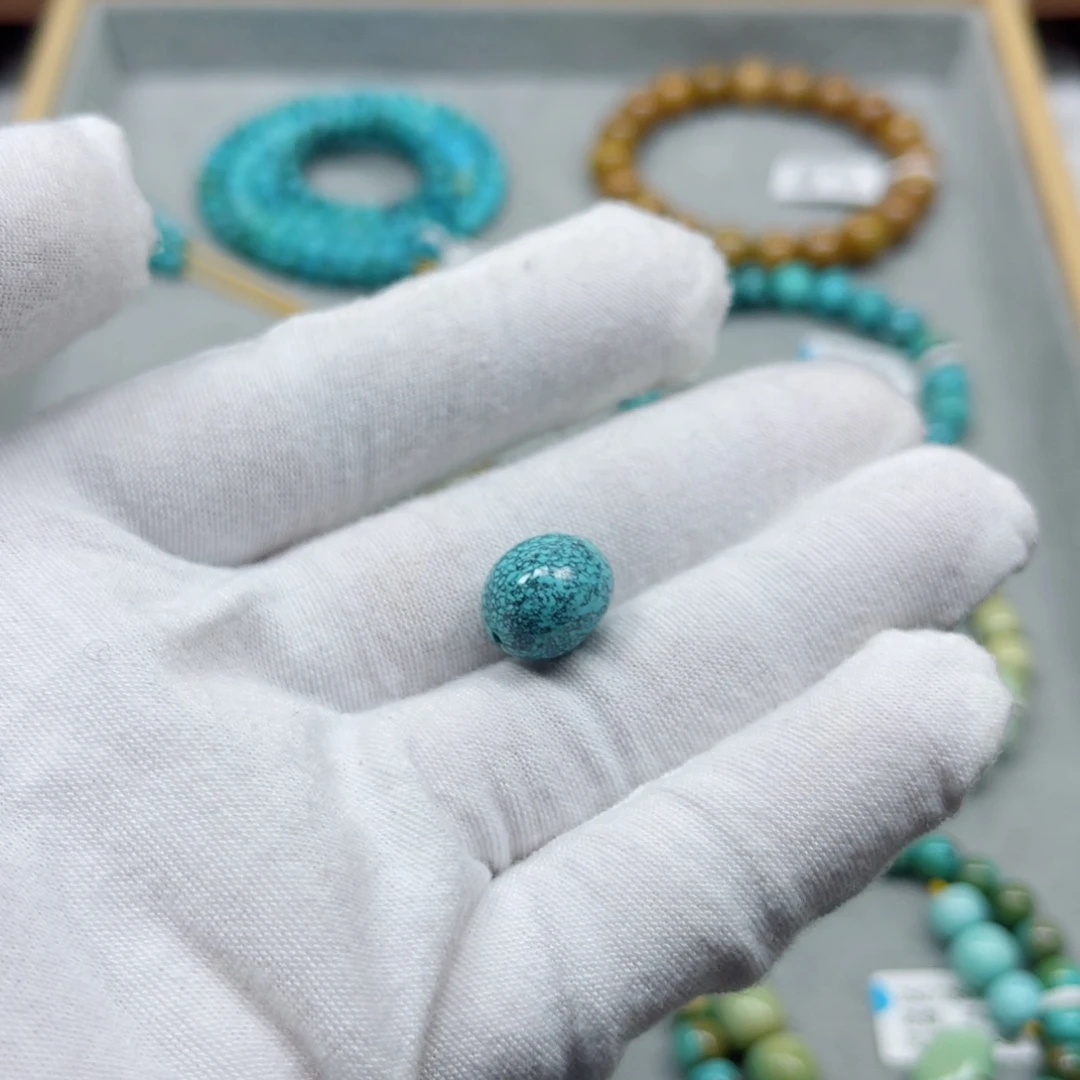 绿松石未镶嵌挂件