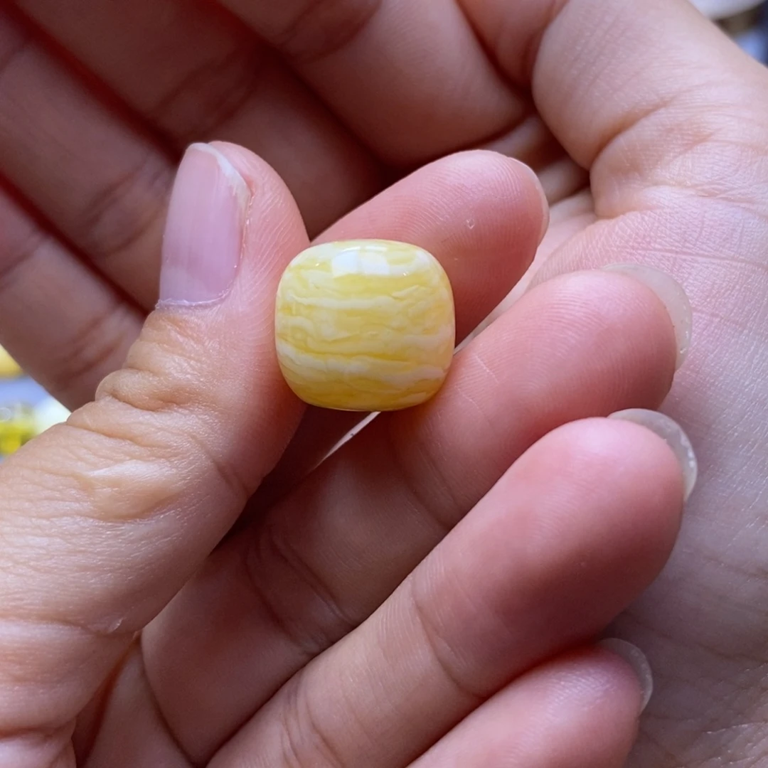 琥珀未镶嵌珠宝奇石1*