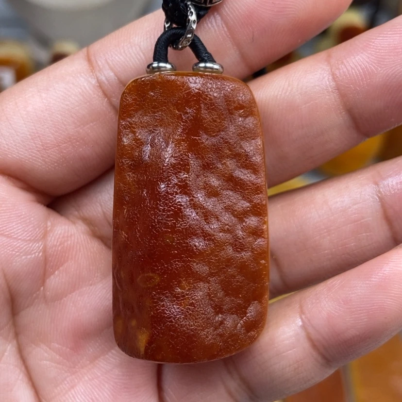 【闪购商品】琥珀颈饰未镶嵌