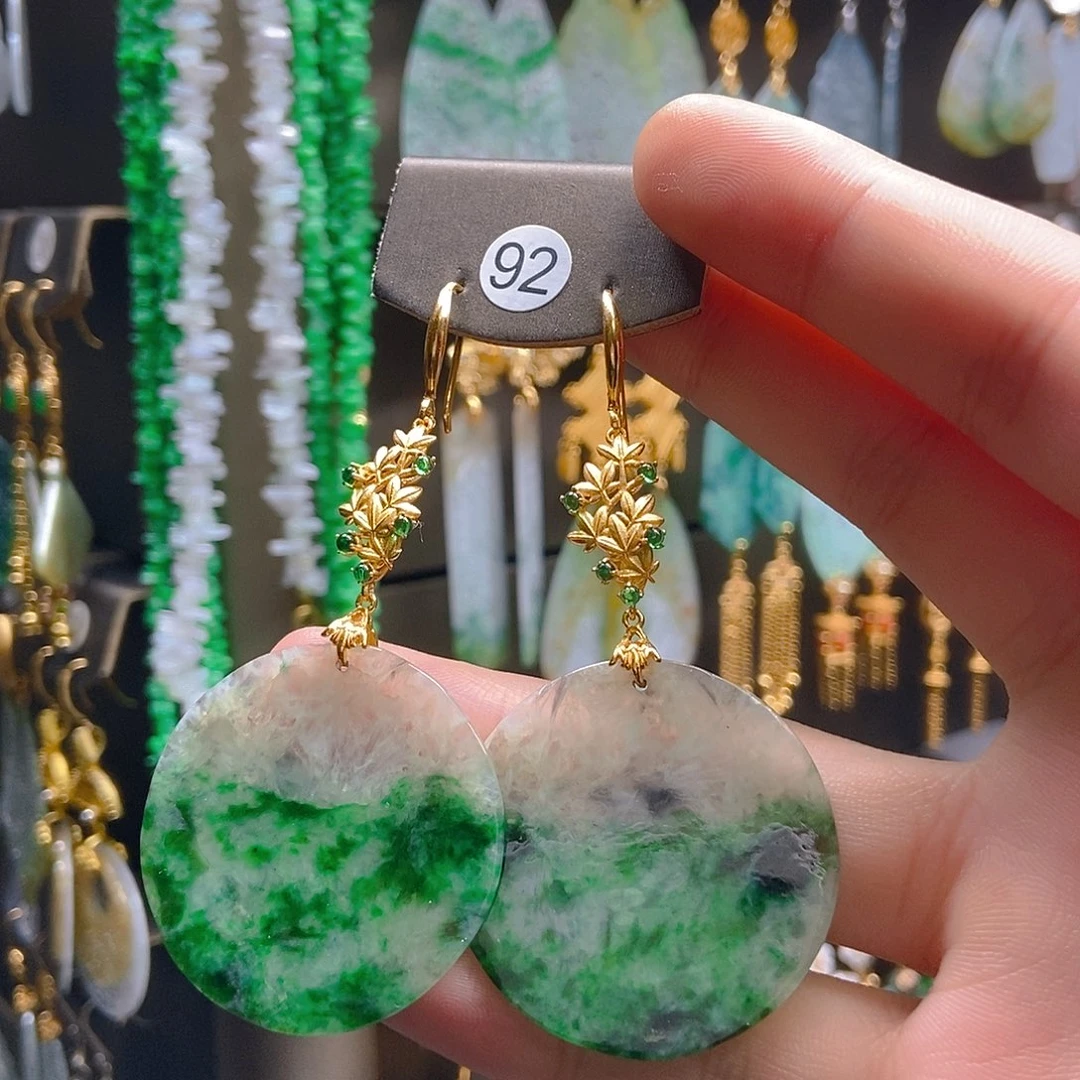 翡翠未镶嵌耳饰翡翠