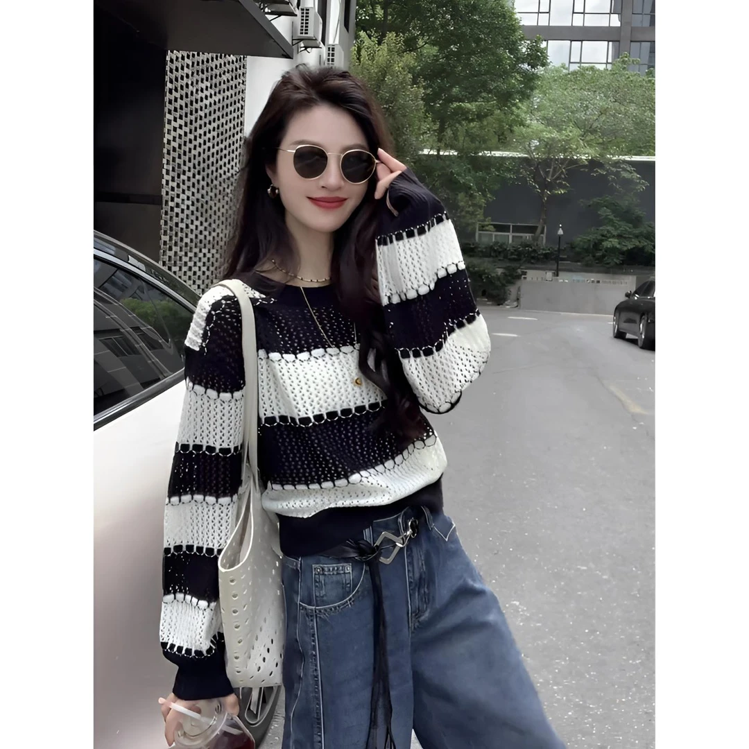 2025年秋季新款条纹撞色镂空针织衫女慵懒风时尚休闲百搭长袖上衣
