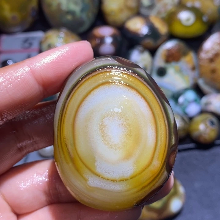 玛瑙/玉髓未镶嵌珠宝奇石11