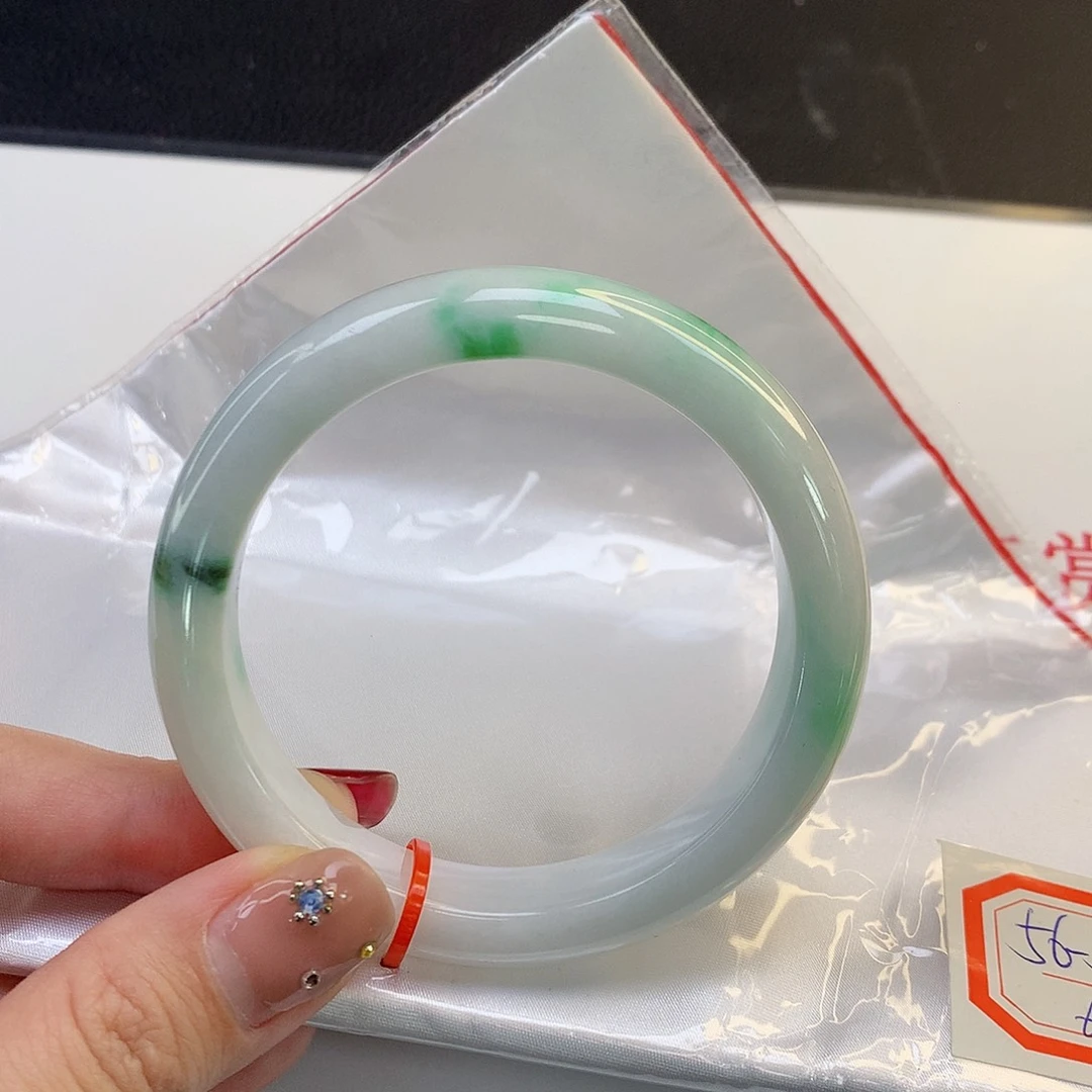 翡翠手镯未镶嵌天然翡翠A货087