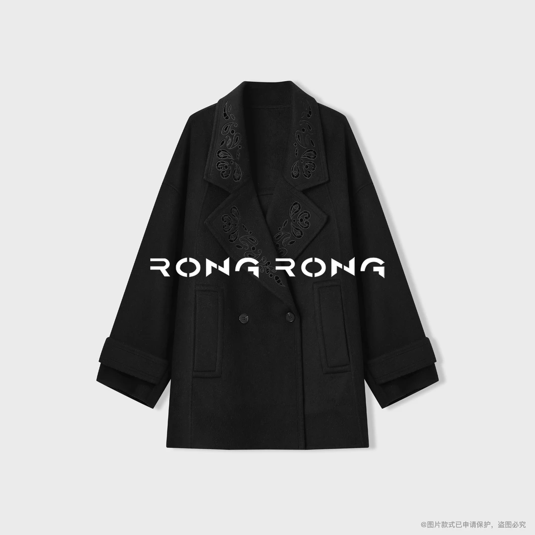 溶溶【花季旋律】RONGRONG绵羊毛山羊绒烧花镂空双面呢外套2512H009