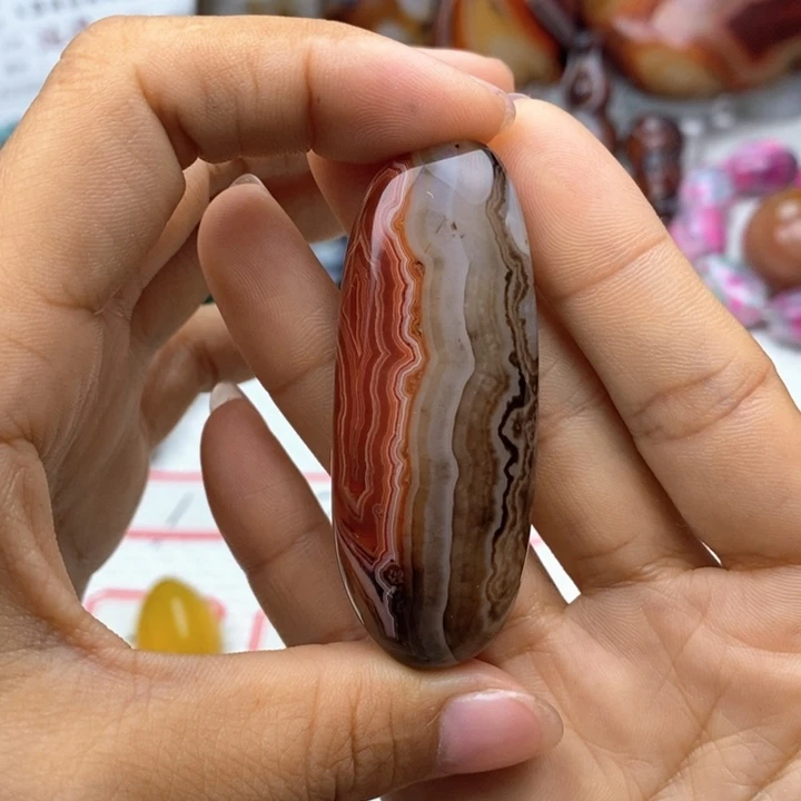 天***淡未镶嵌颈饰玛瑙/玉髓