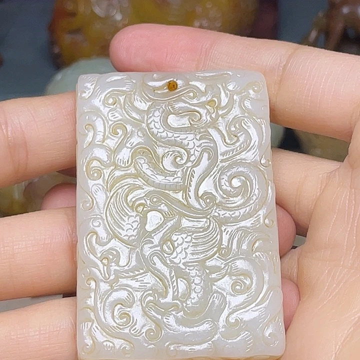 李***)和田玉未镶嵌挂件