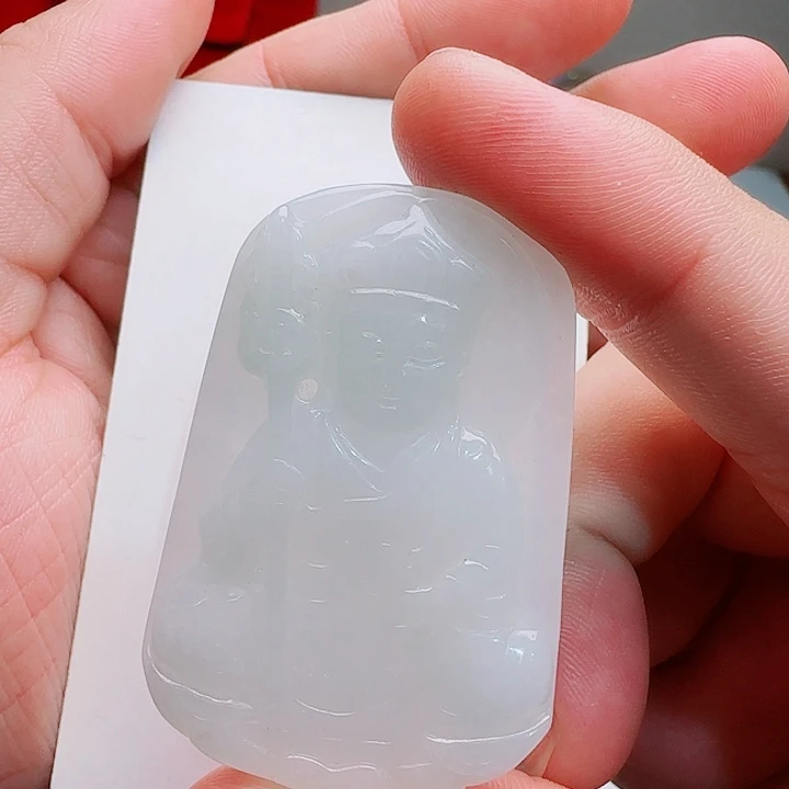 翡翠未镶嵌颈饰地藏王菩萨