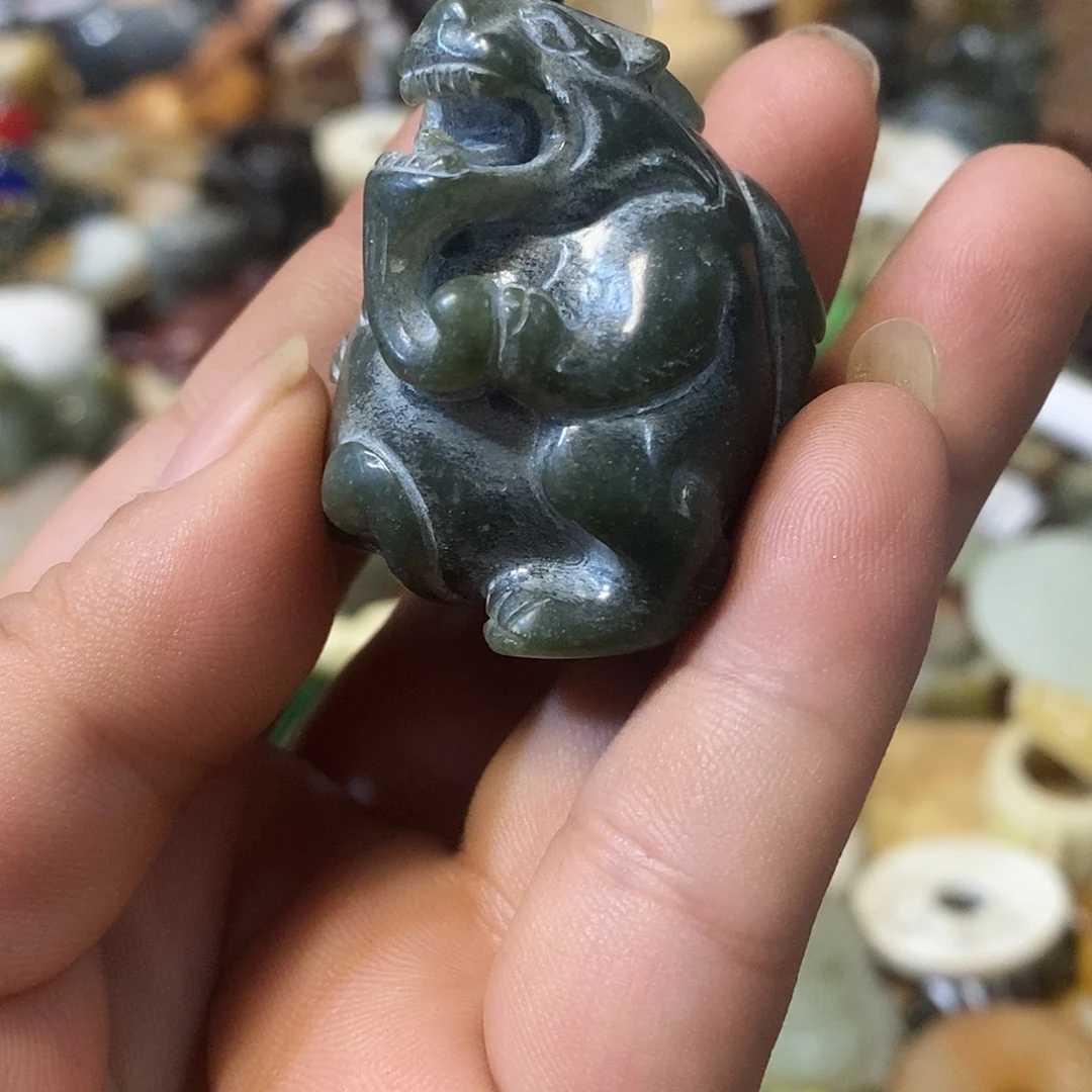 和田玉（糖玉）未镶嵌挂件