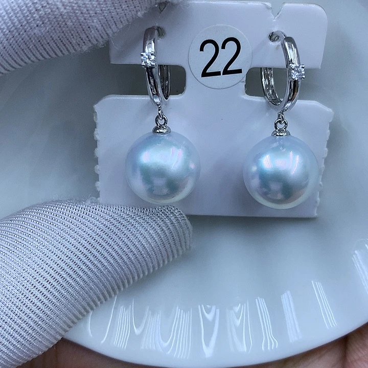 18K金镶嵌耳饰海水珍珠