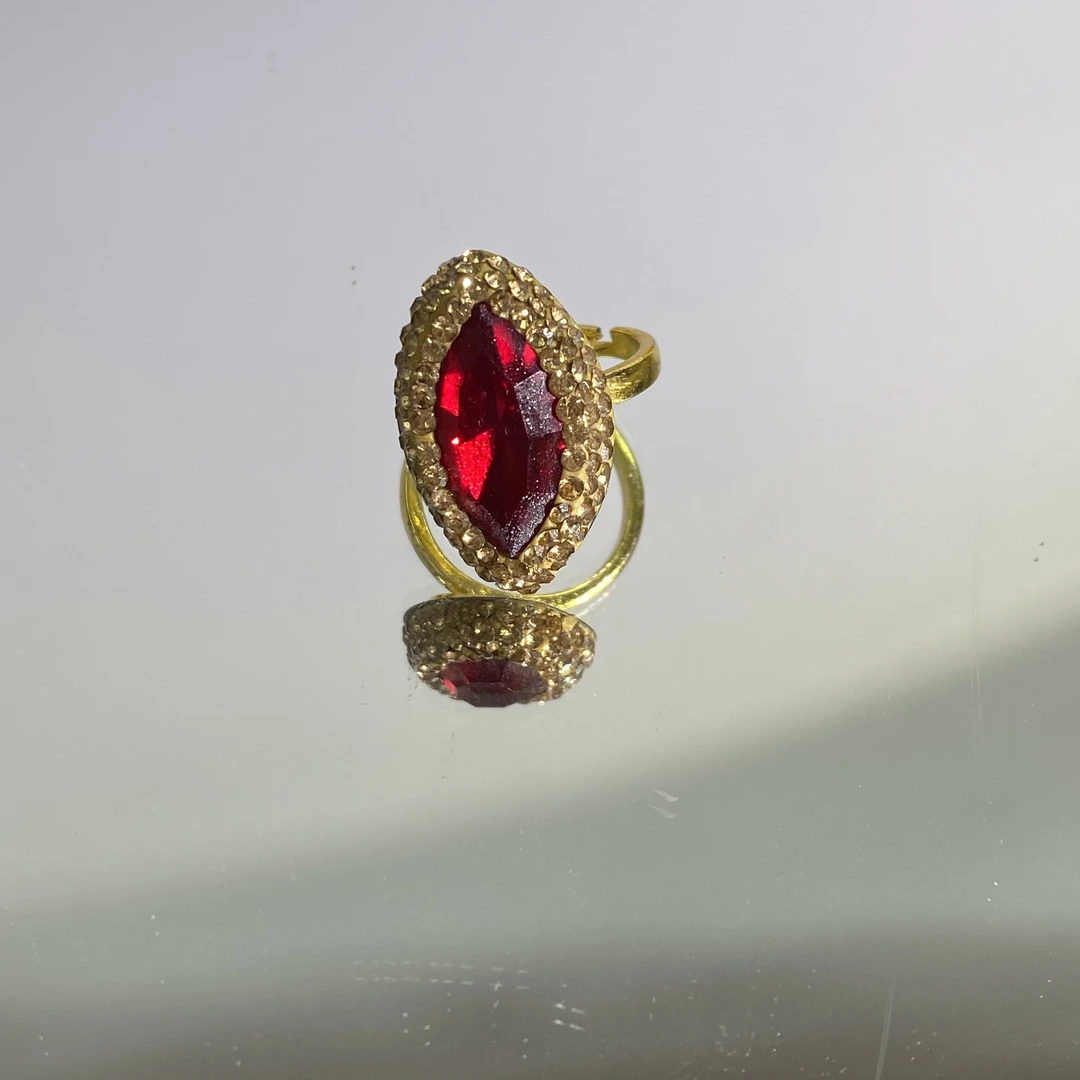 铜合金合成锆石戒指 TTSD 红色菱形轻奢款戒指 1122