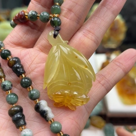 岫玉未镶嵌挂件挂件