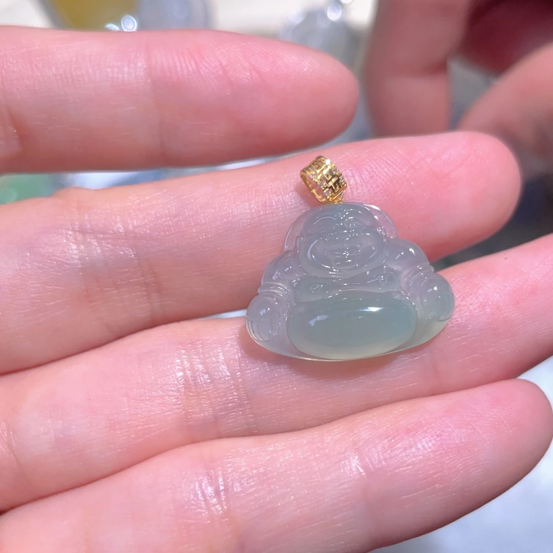 翡翠颈饰18K金镶嵌翡翠