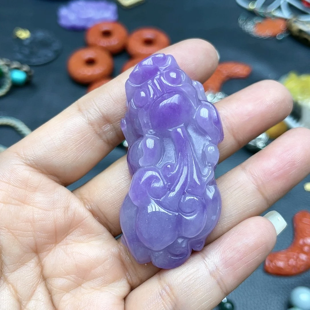 【闪购商品】翡翠未镶嵌颈饰