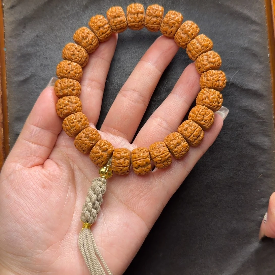 金刚菩提吊坠小****）精品