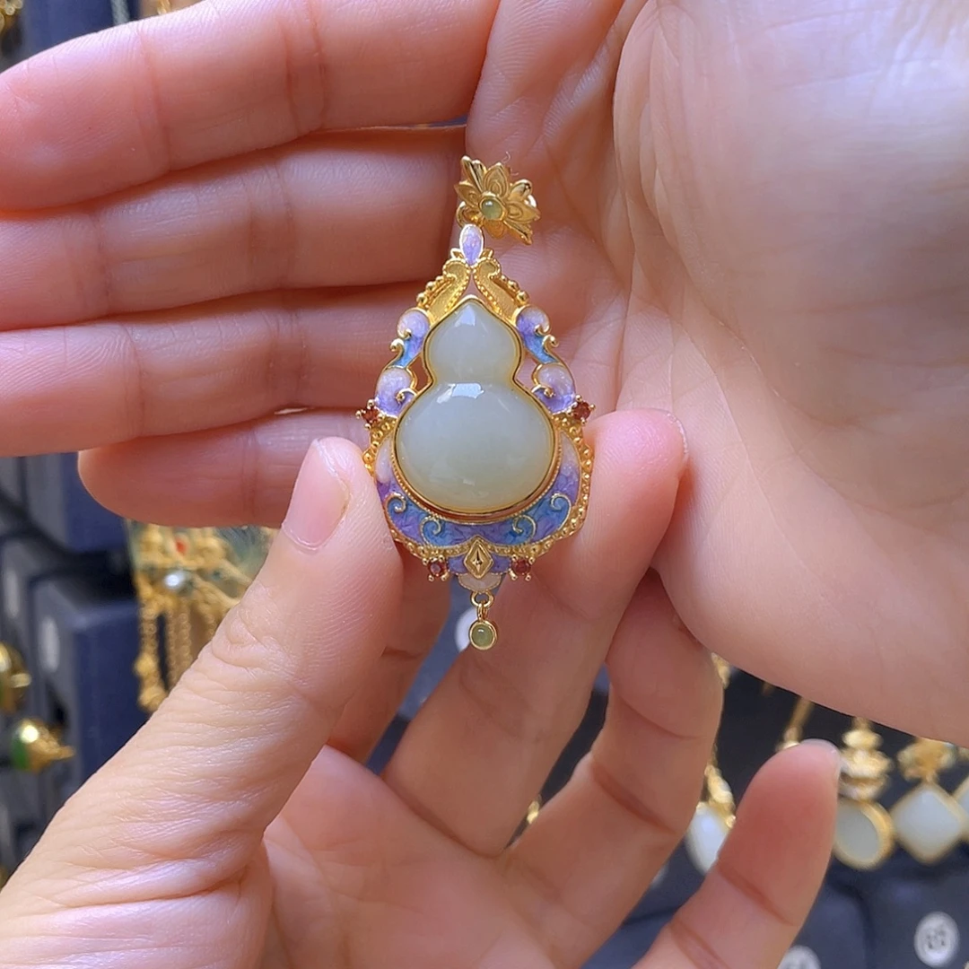 和田玉银S925镀金镶嵌颈饰