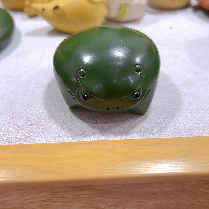 紫砂茶宠紫砂茶宠绿泥青蛙年余