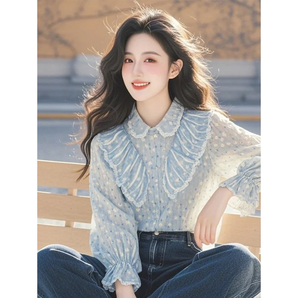 2025春季新款小衫超好看独特漂亮洋气设计感蓝色碎花娃娃领衬衫女