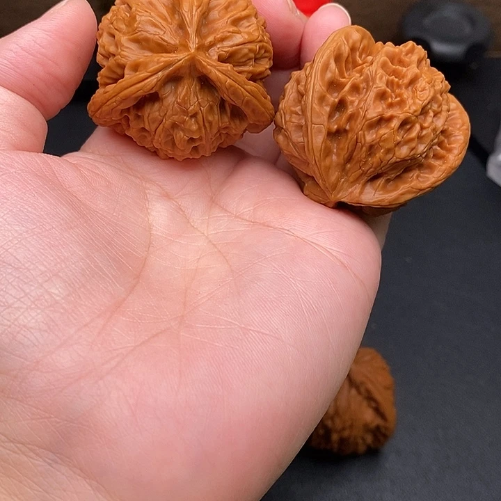玩***号把件文玩核桃宫灯