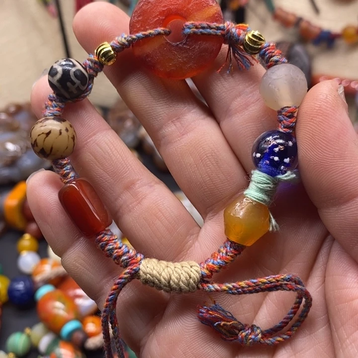 玛瑙/玉髓颈饰未镶嵌