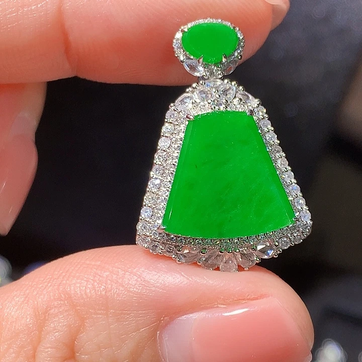 翡翠18K金镶嵌吊坠(不含链)