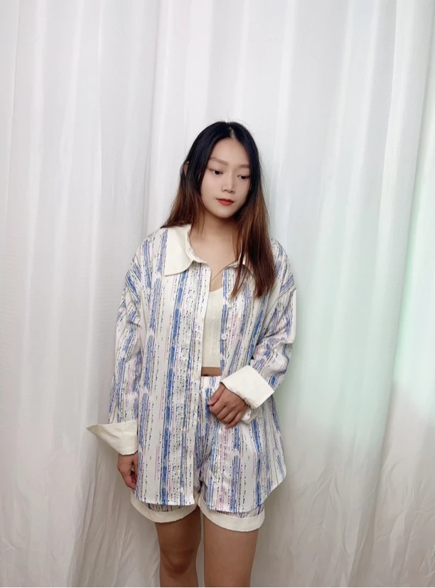 超级好看的衬衫套装