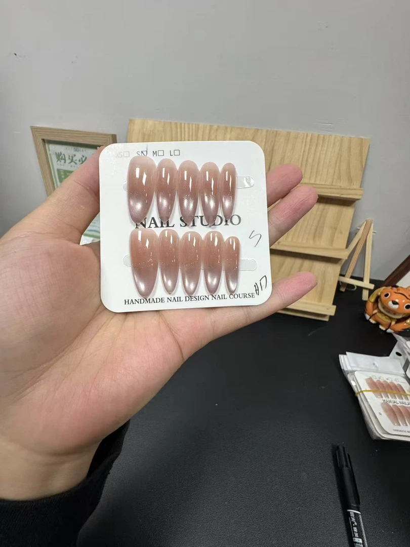 1046  花仙子美甲