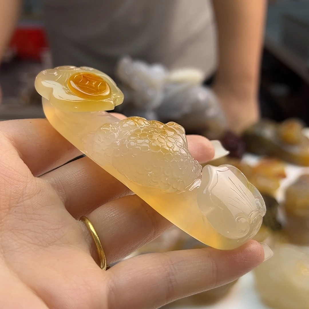 玛瑙/玉髓未镶嵌吊坠(不含链)