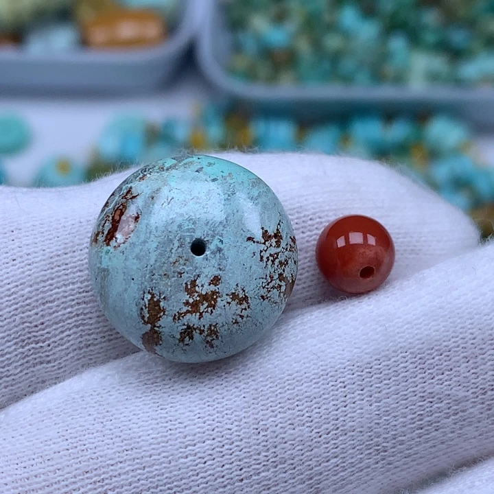 南红玛瑙未镶嵌珠宝奇石